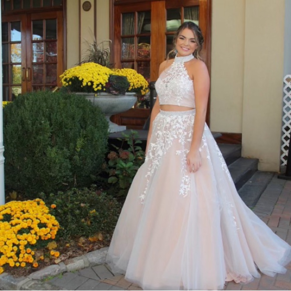 Sherri Hill size 12 two piece gown skirt and halter top